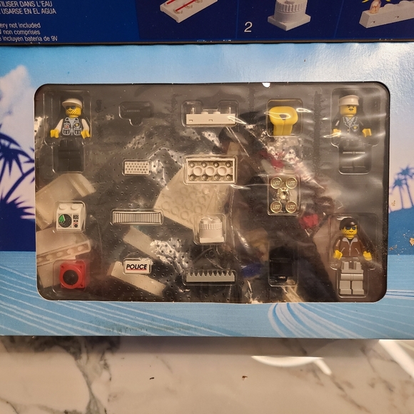 ⚡️HOST PICK⚡️1994 Lego System  6483 Coastal Patrol Set - Picture 6 of 7